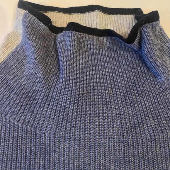 Two-tone Talbots sweater - Picture 3 of 7
